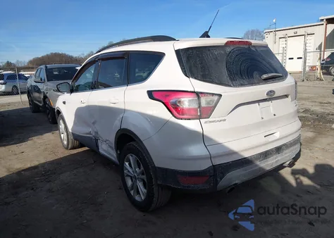 2018 Ford Escape Se из США, поврежденный, VIN 1FMCU9GD5JUC56428